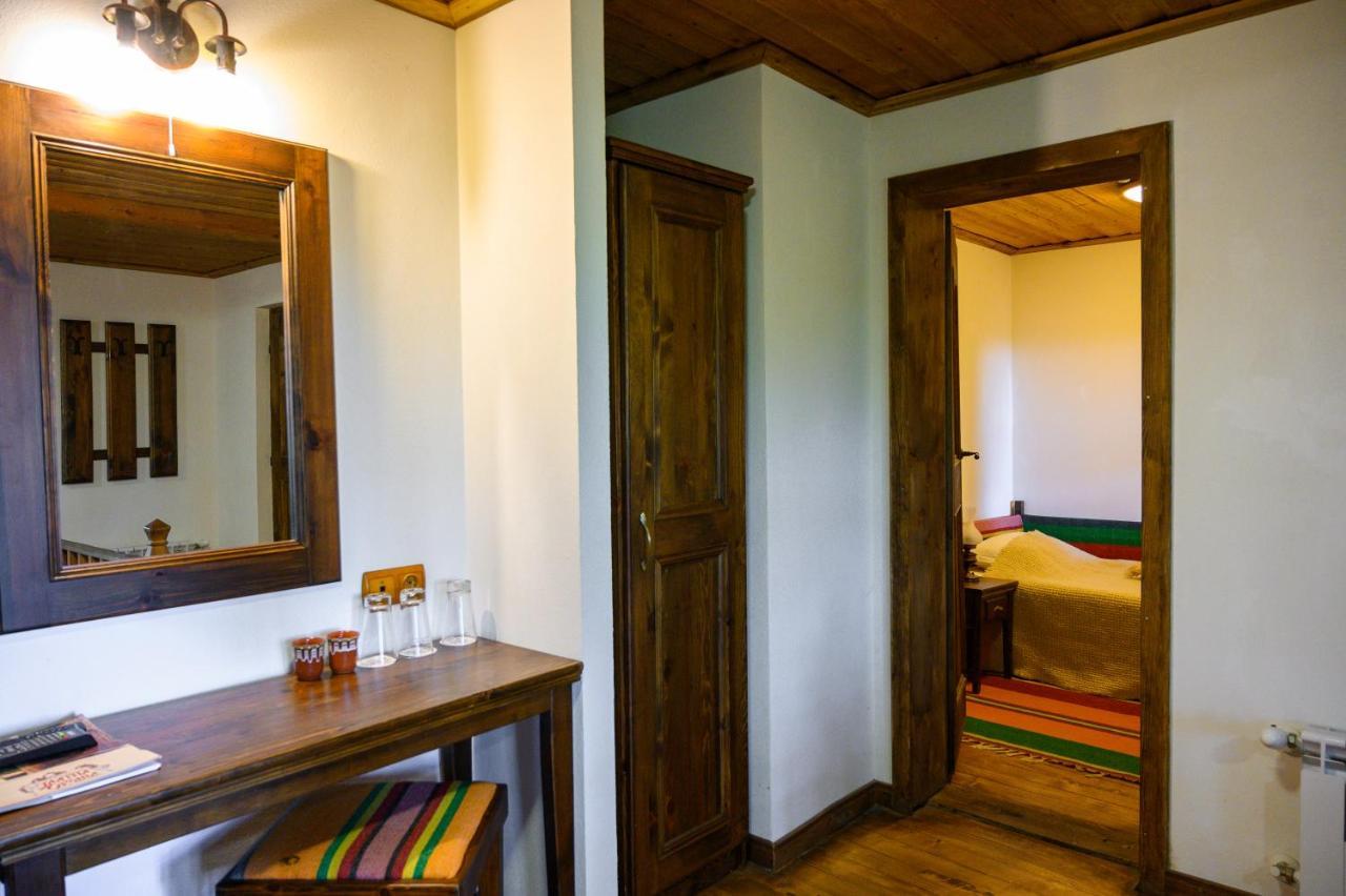 Guest Houses "Zlatna Oresha - Complex" Zheravna Extérieur photo