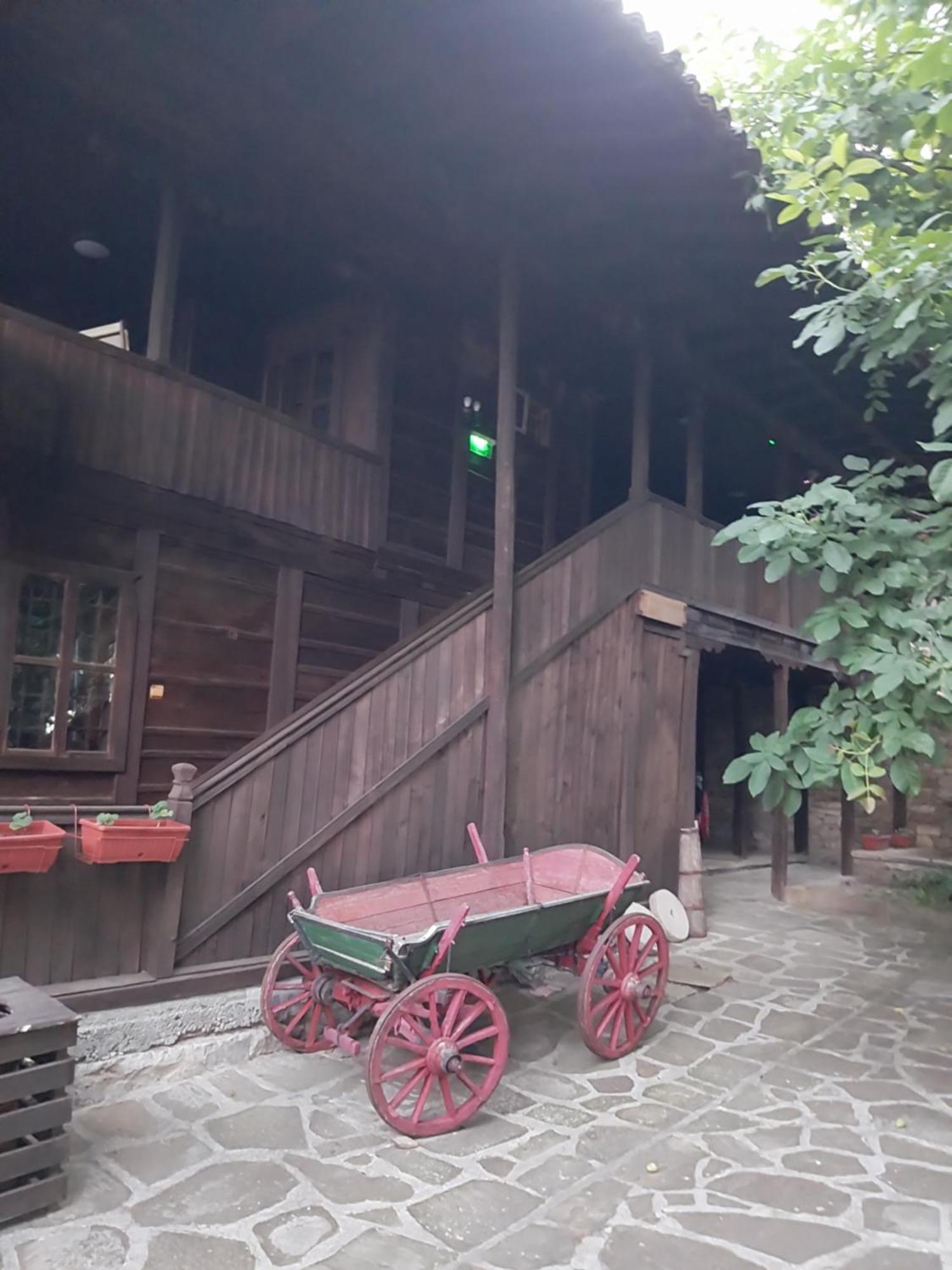 Guest Houses "Zlatna Oresha - Complex" Zheravna Extérieur photo